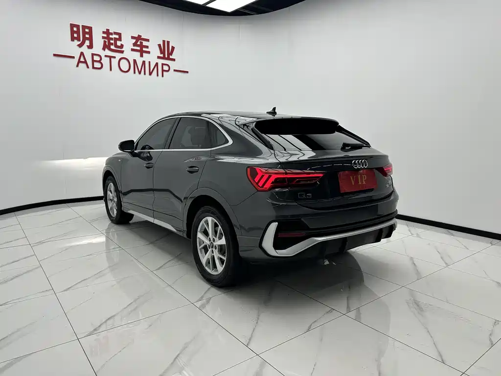 Audi Q3 Sportback 2022 — фото 8