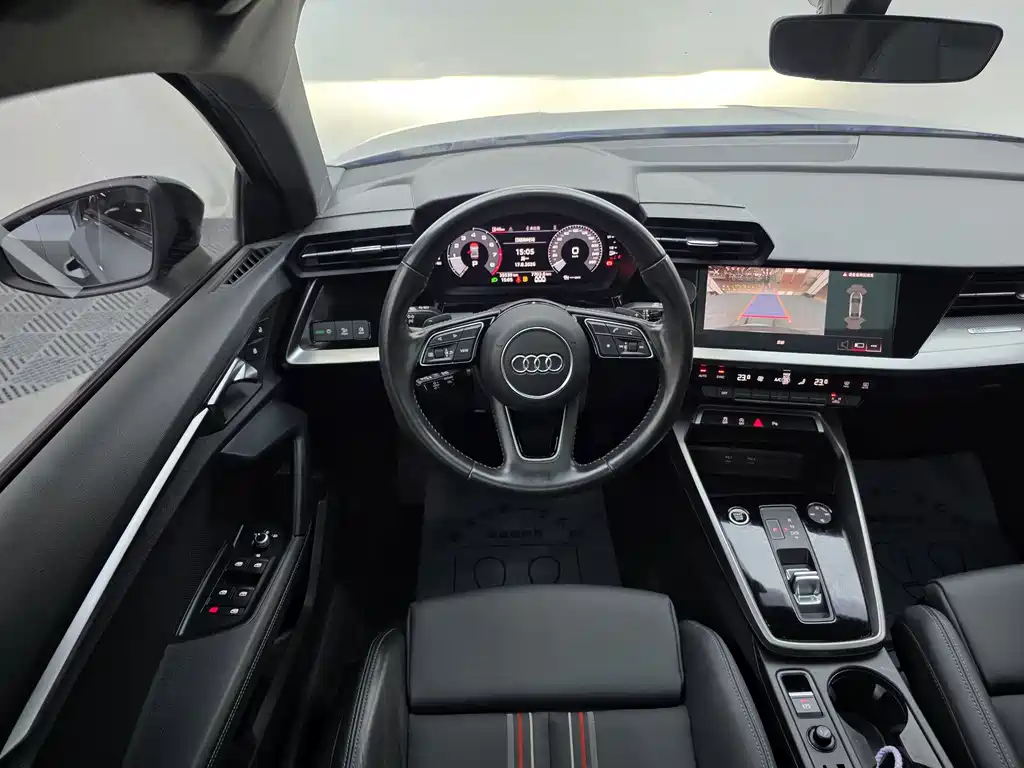 Audi A3 2023 — фото 12