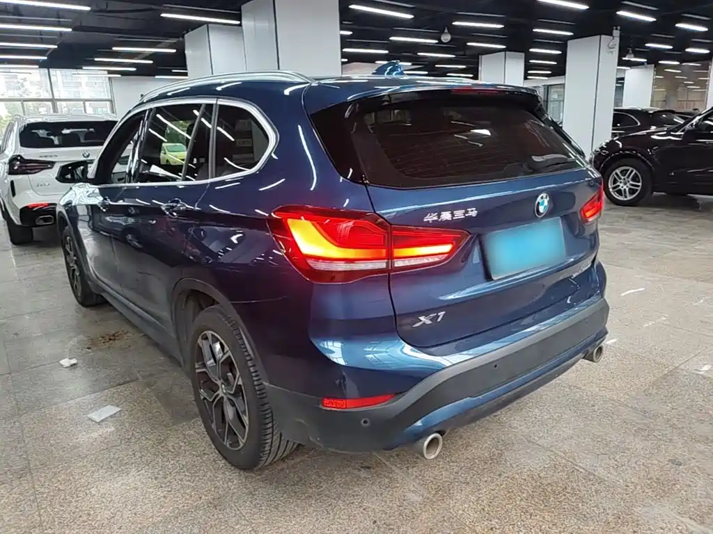 BMW X1 2022 — фото 23
