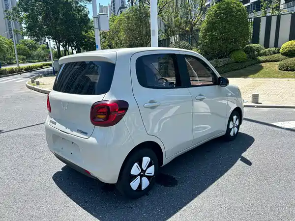 Wuling Hongguang MINIEV 2025