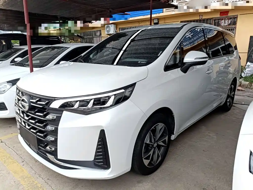 GAC Trumpchi M6 2025 — фото 1