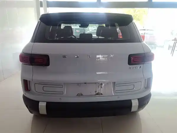 Geely ICON 2023