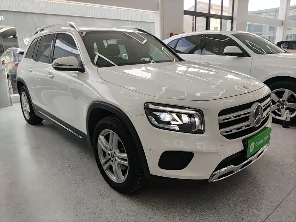 Mercedes-Benz GLB 2021