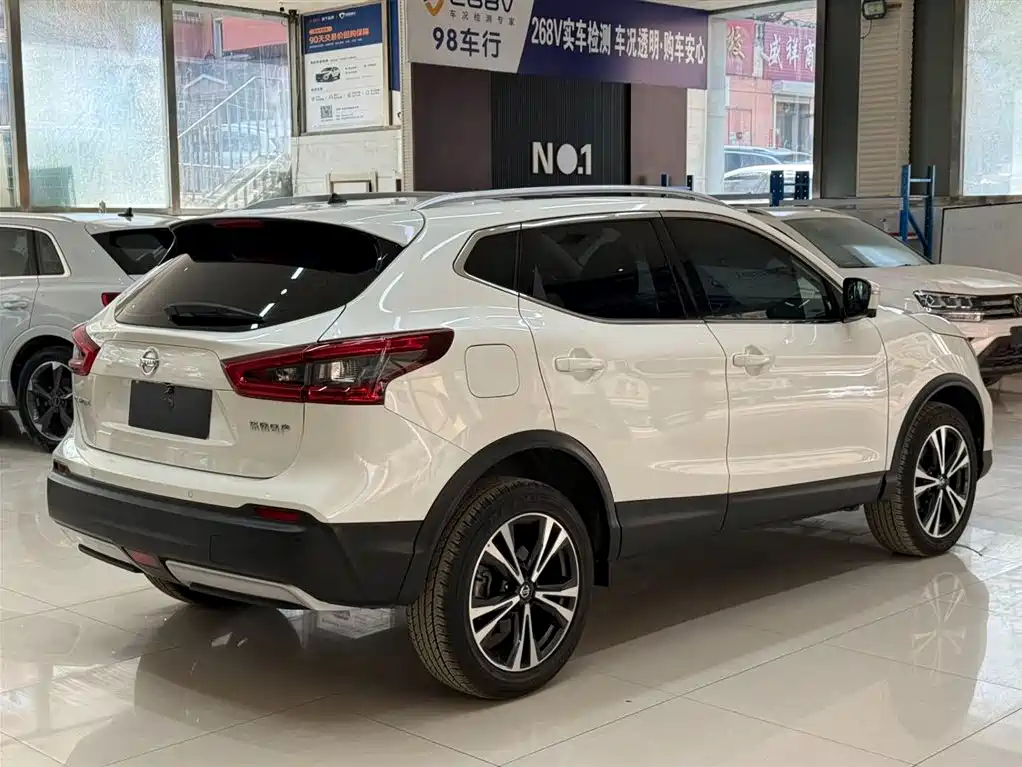 Nissan Qashqai 2023 — фото 4