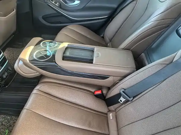 Mercedes-Benz S-Class 2021