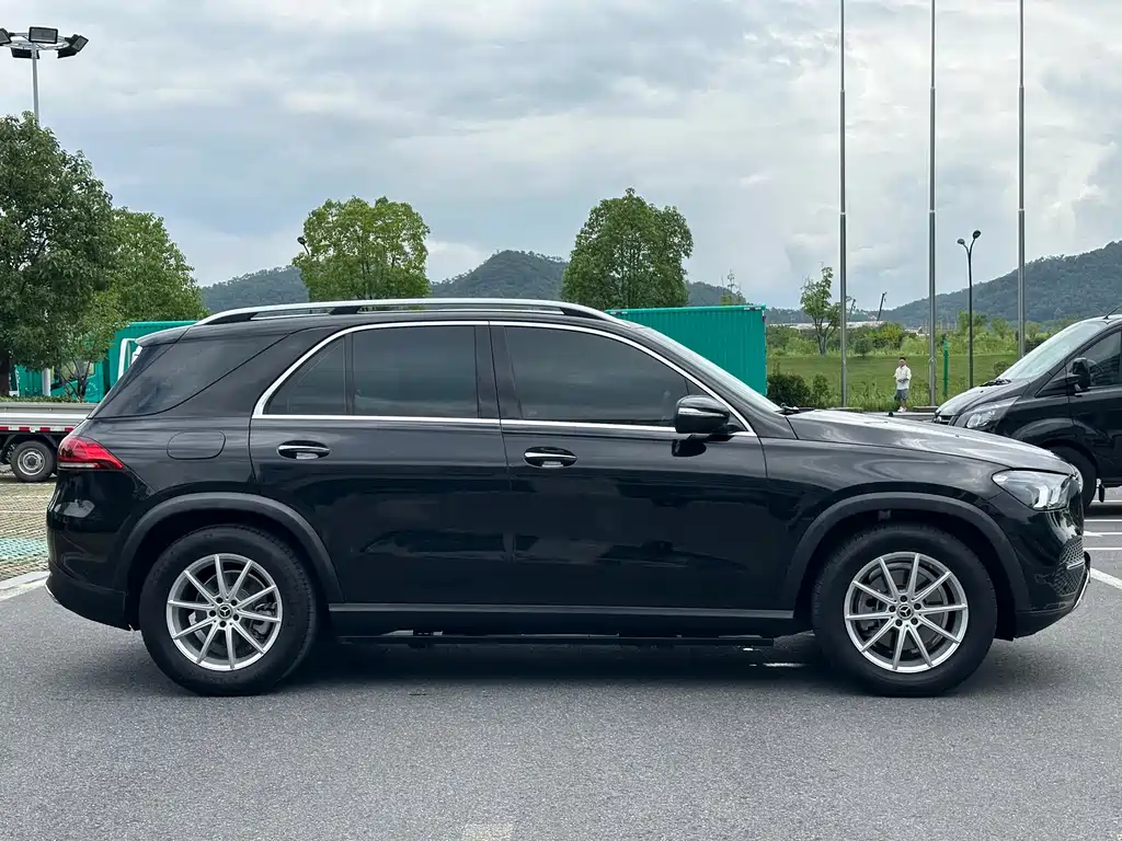 Mercedes-Benz GLE 2022 — фото 4