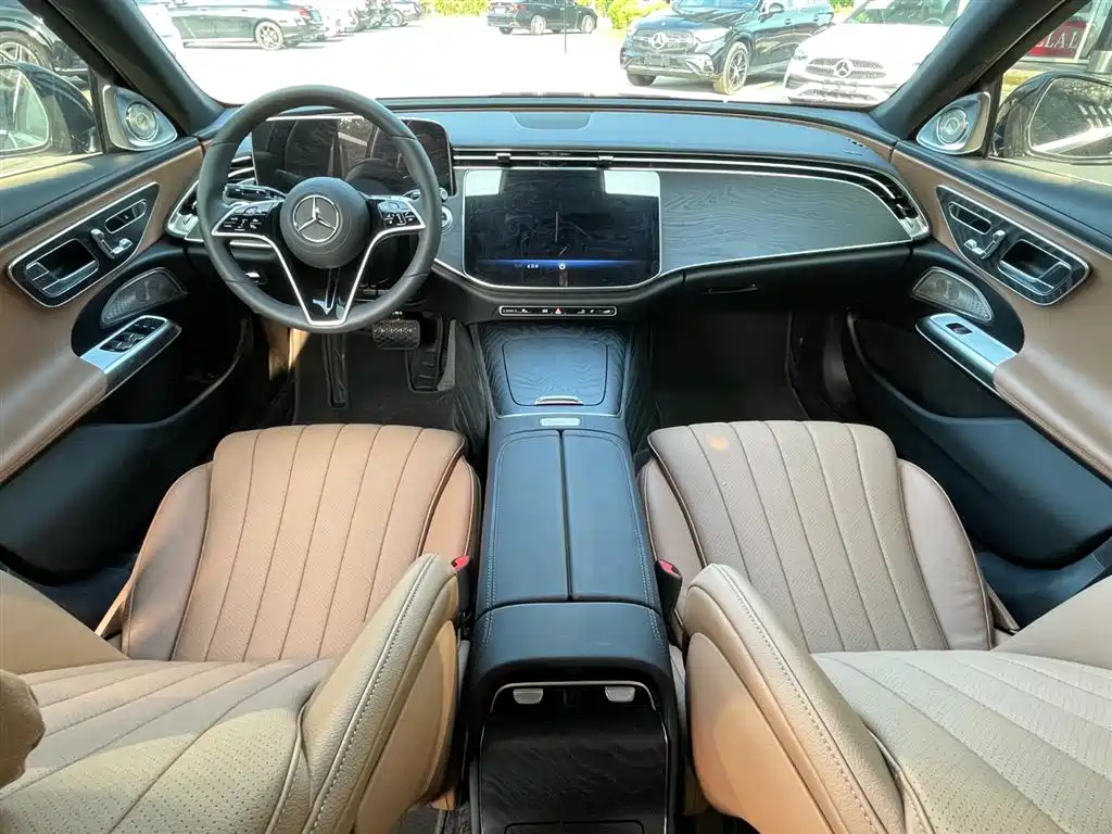 Mercedes-Benz E-Class 2026 — фото 12