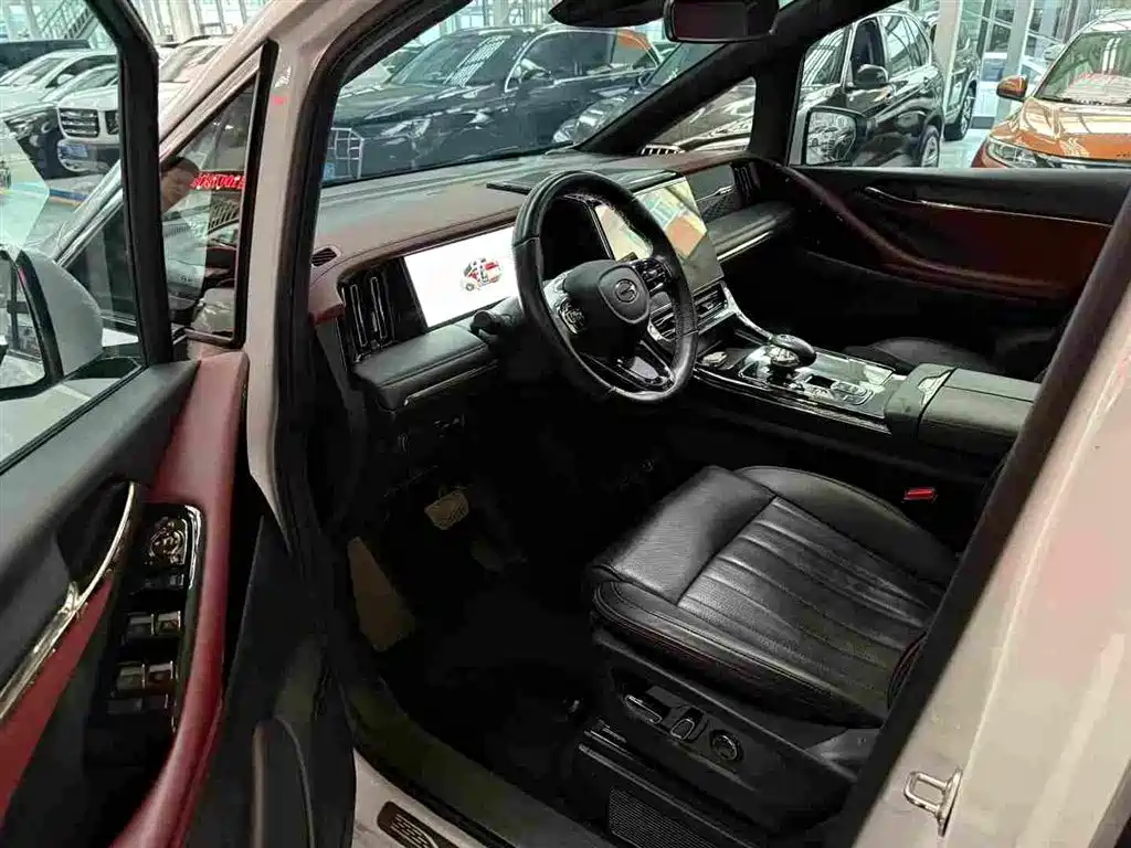 GAC Motor Trumpchi M8 2023 — фото 13