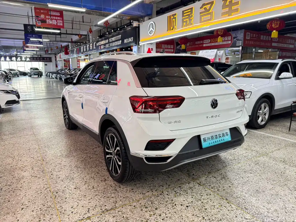 Volkswagen T-Roc 2022 — фото 10
