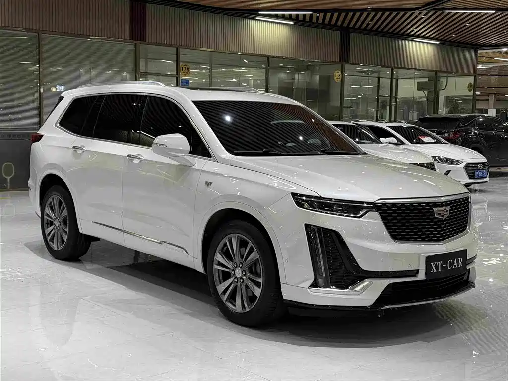 Cadillac XT6 2021 — фото 3