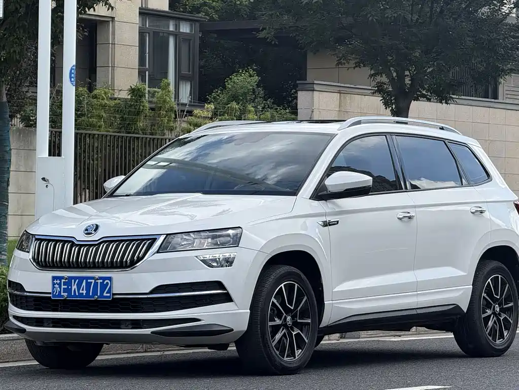 Skoda Karoq 2022 — фото 1
