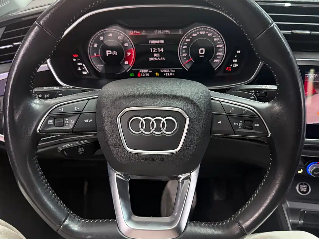 Audi Q3 2022 — фото 16