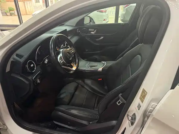 Mercedes-Benz C-Class 2021