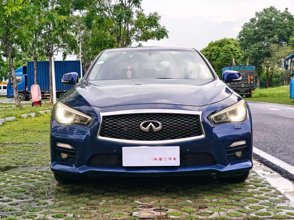 Infiniti Q50L 2016 — фото 3