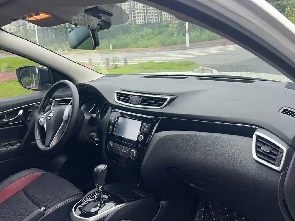 Nissan Qashqai 2018 — фото 15