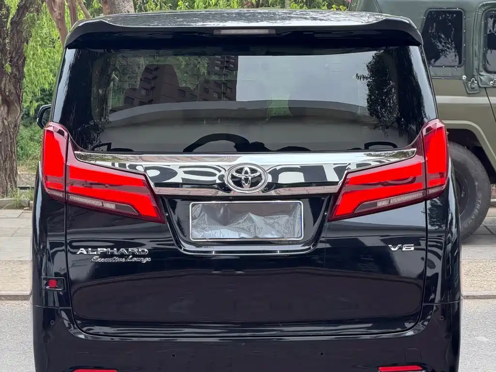 Toyota Alphard 2018 — фото 4