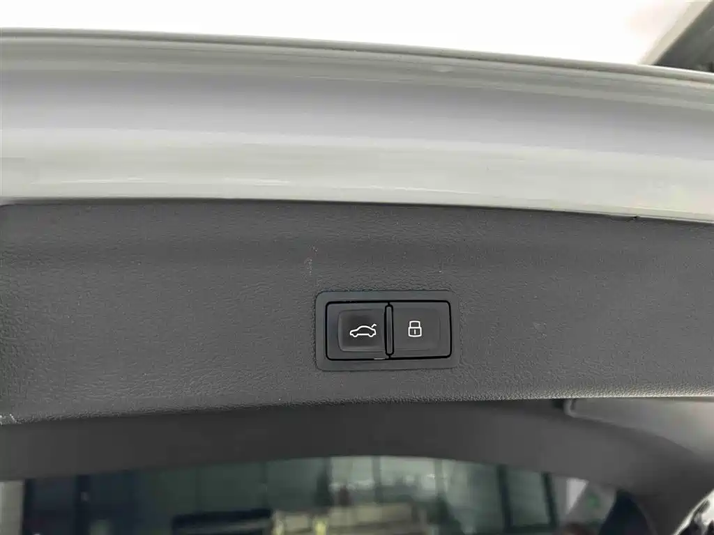 Audi Q3 2022 — фото 16