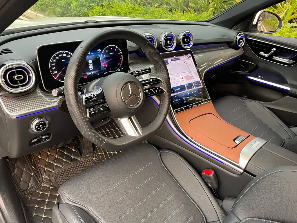 Mercedes-Benz C-Class 2023 — фото 14