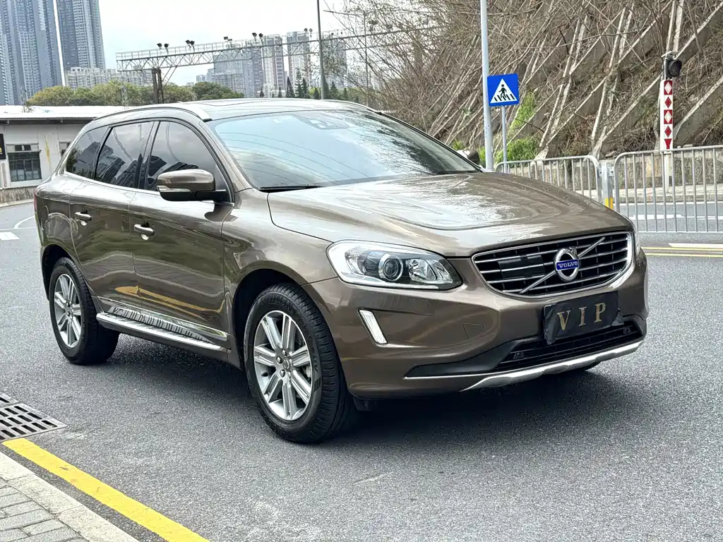 Volvo XC60 2016 — фото 3