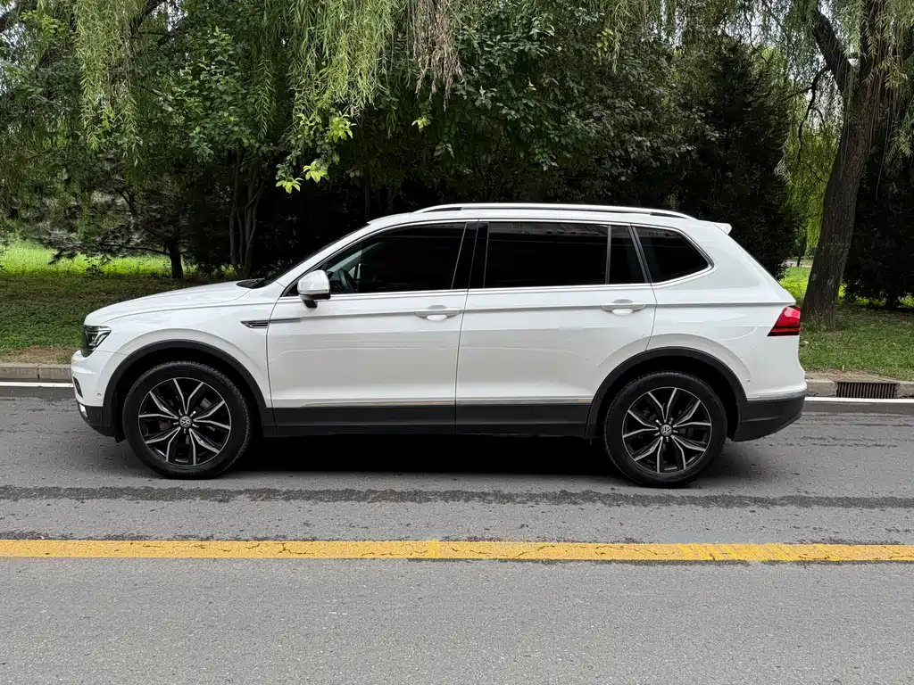 Volkswagen Tiguan L 2019 — фото 4