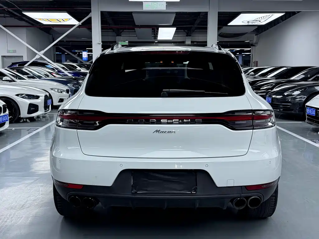 Porsche Macan 2019 — фото 21