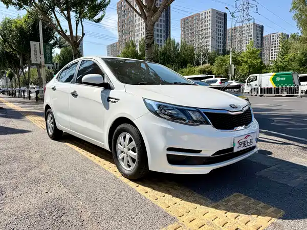 Kia K2 2016