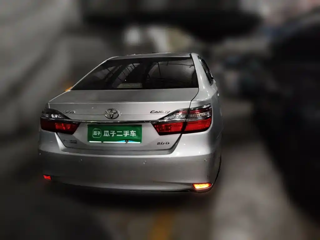 Toyota Camry 2016 — фото 3