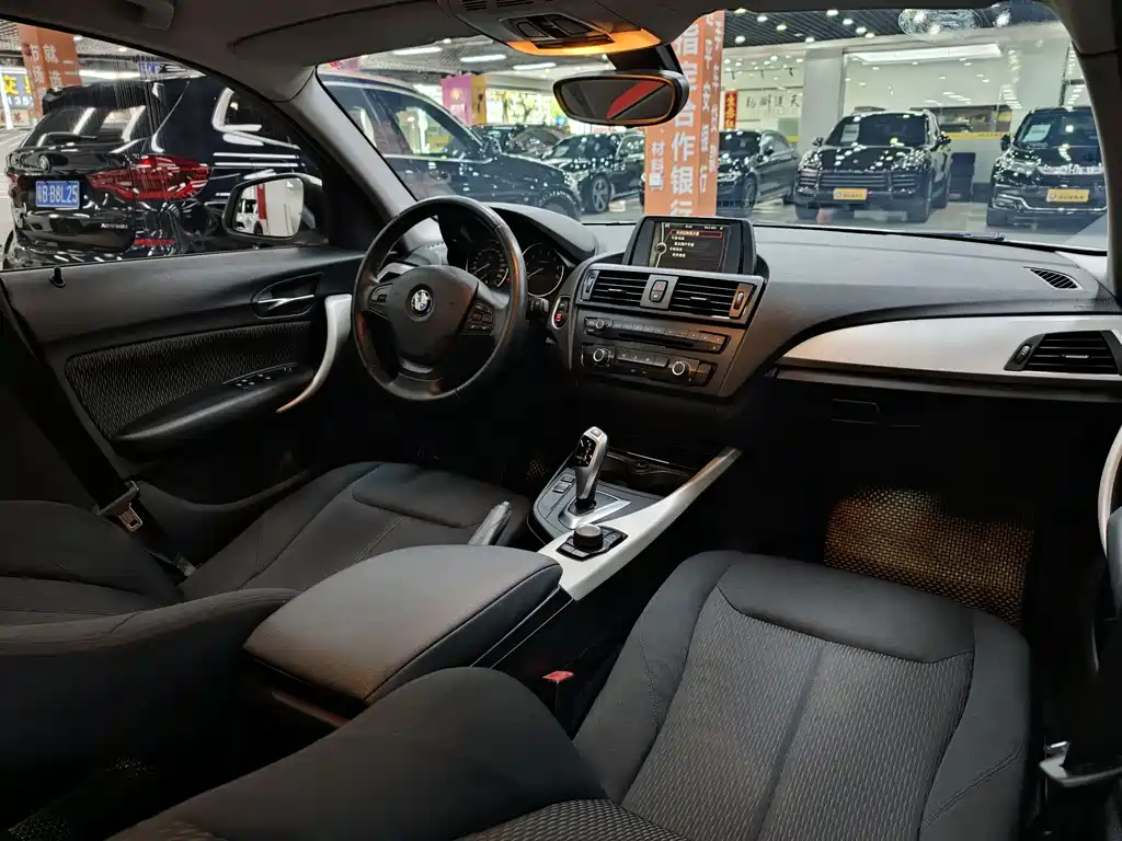 BMW 1 Series 2014 — фото 12