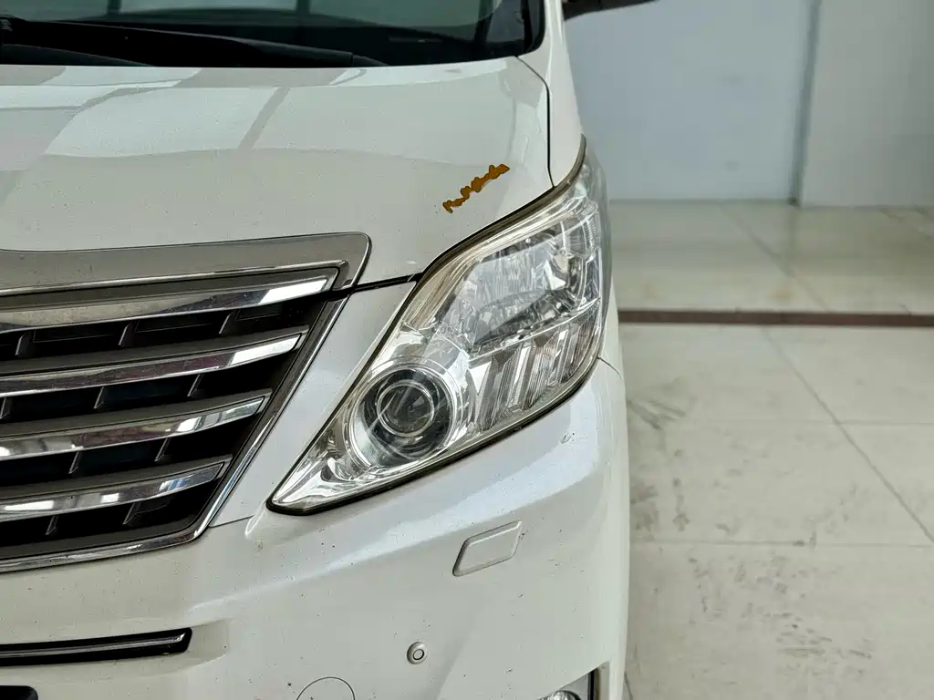Toyota Alphard 2016 — фото 4
