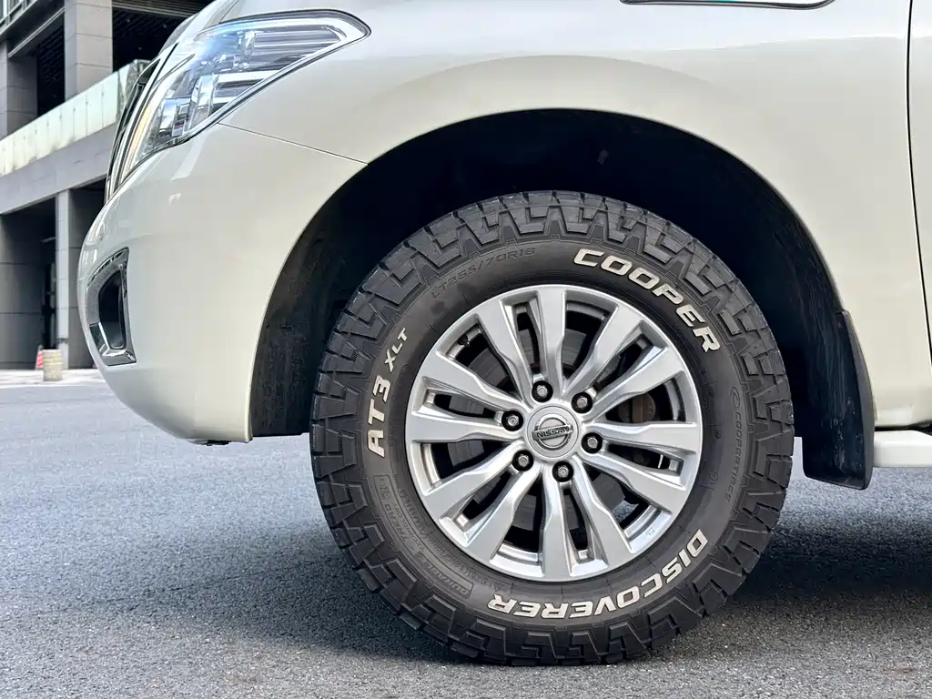 Nissan Patrol 2017 — фото 26