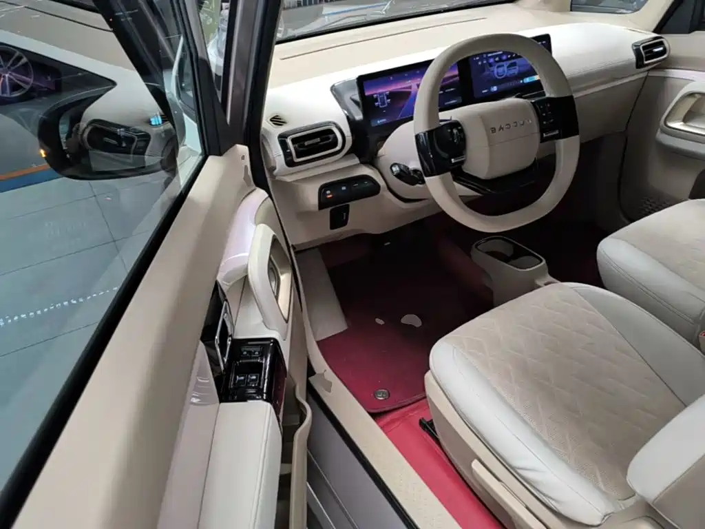 Baojun Kiwi EV 2022 — фото 16