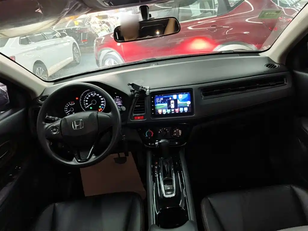 Honda Vezel 2016 — фото 10