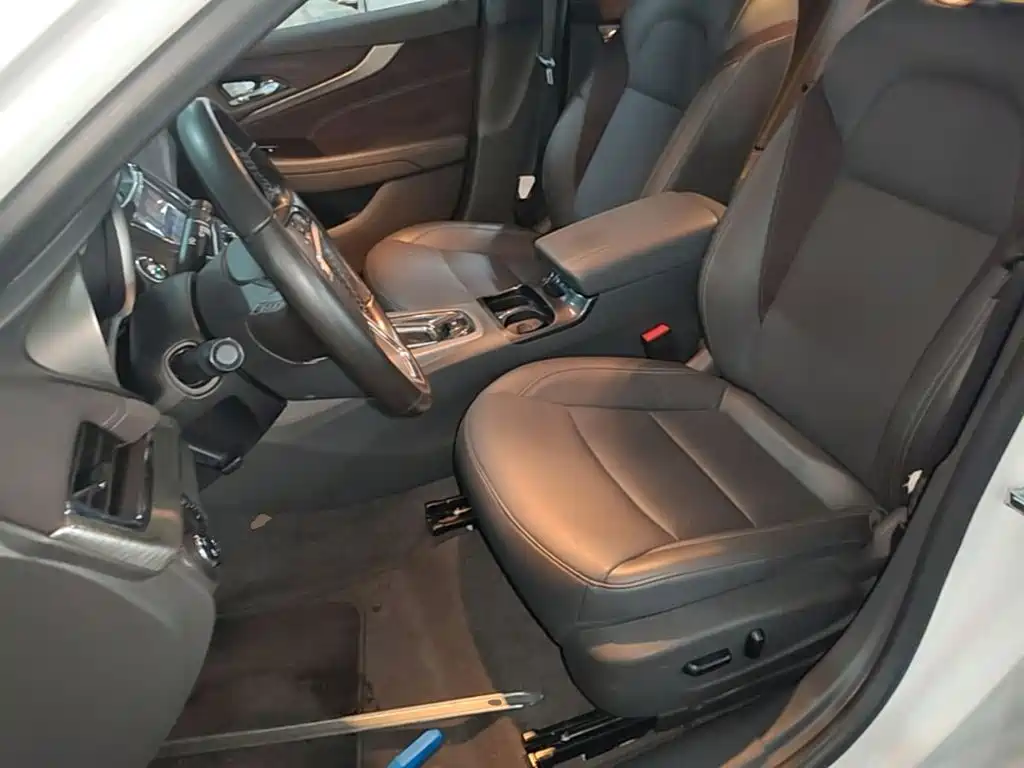 Chevrolet Malibu 2016 — фото 15