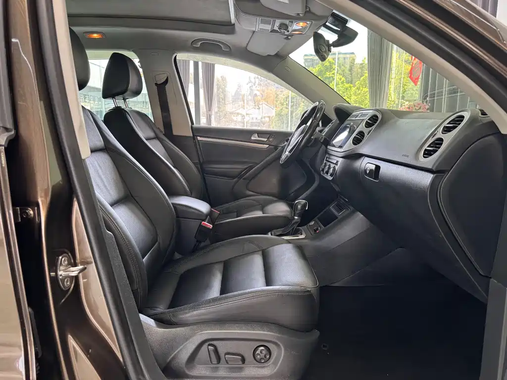 Volkswagen Tiguan 2015 — фото 22