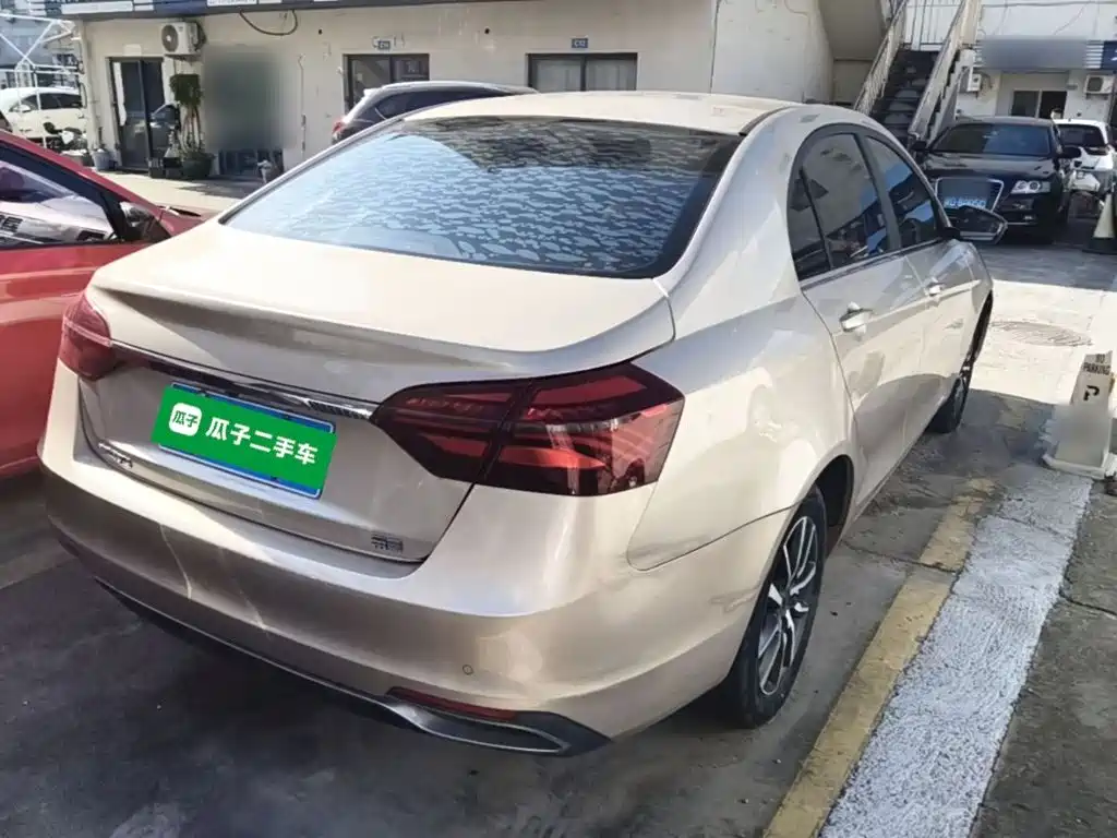 Geely Emgrand 2019