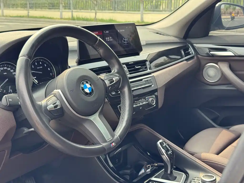 BMW X1 2022 — фото 14