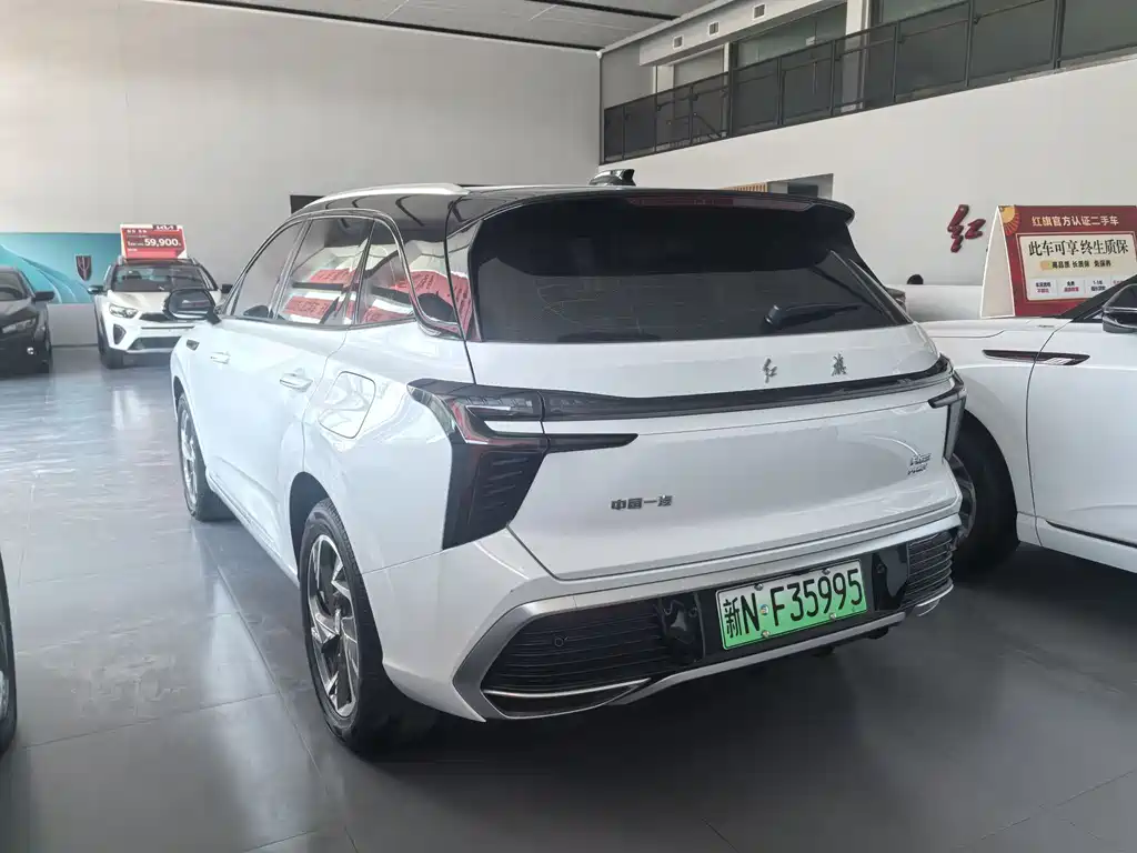 Hongqi HS3 PHEV 2025 — фото 9