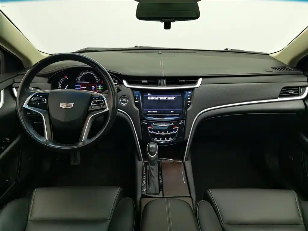 Cadillac XTS 2019 — фото 5