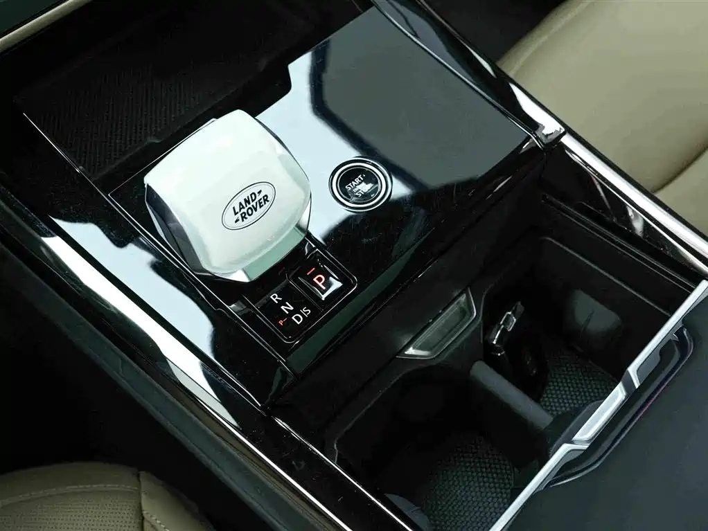 Land Rover Sport 2025 — фото 10