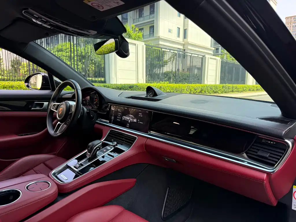 Porsche Panamera Hybrid 2020 — фото 19