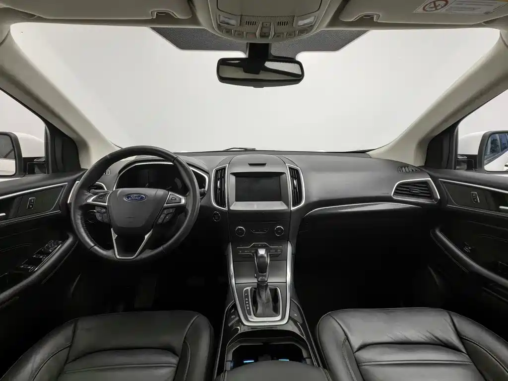 Ford Edge 2018 — фото 5