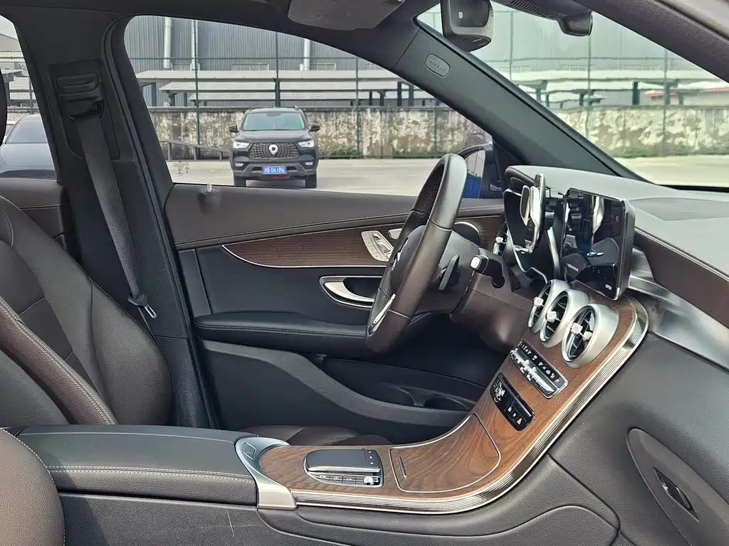 Mercedes-Benz GLC 2022 — фото 10