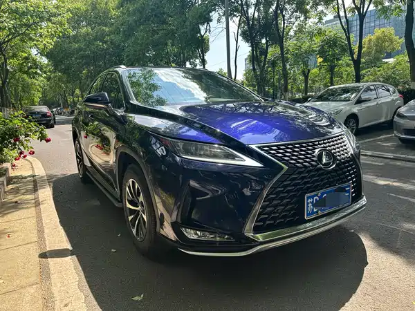 Lexus RX 2020