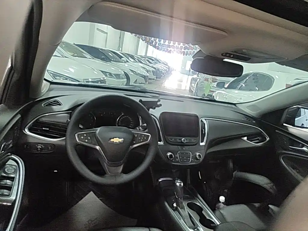 Chevrolet Malibu XL 2018 — фото 10