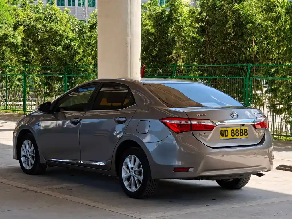Toyota Corolla 2015