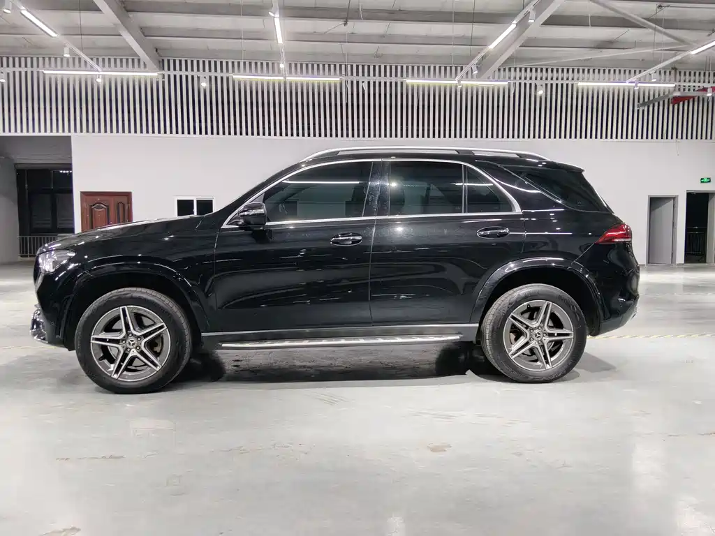 Mercedes-Benz GLE 2021 — фото 6