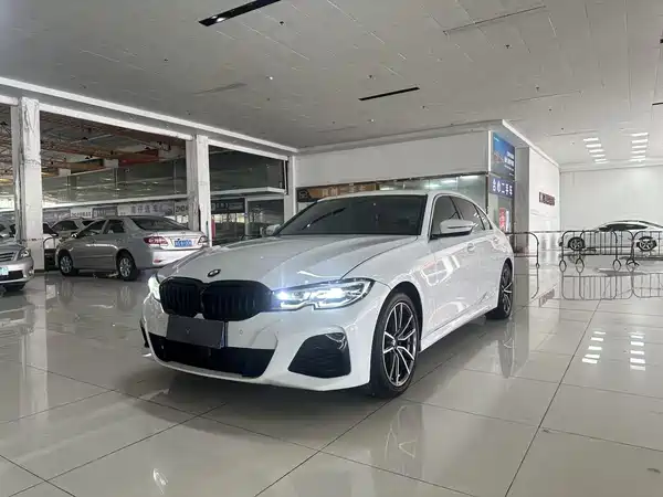 BMW 3 Series 2021