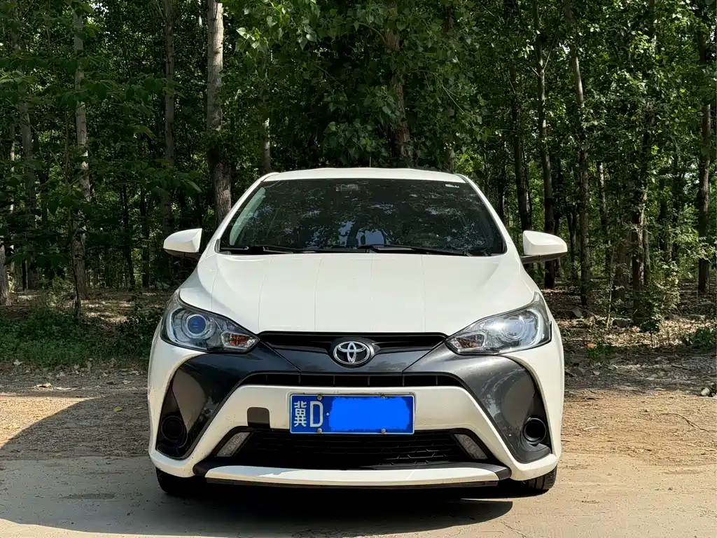 Toyota Yaris L 2020 — фото 2