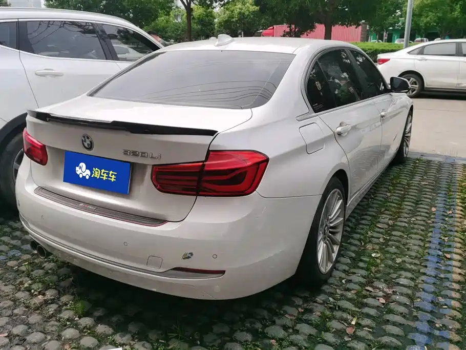 BMW 3 Series 2018