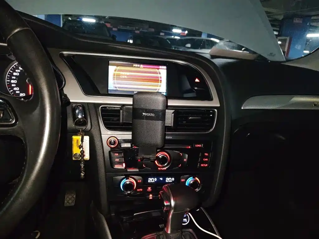 Audi A4L 2015